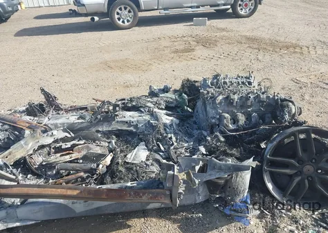 2015 Chevrolet Corvette Stingray Z51 z USA, uszkodzony, nr VIN 1G1YK2D78F5116440